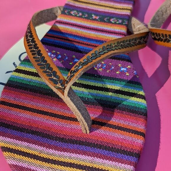 NWT Roxy Flip-Flops Sandals Size 10 Pink Boho Stripes Sandals - Picture 9 of 10